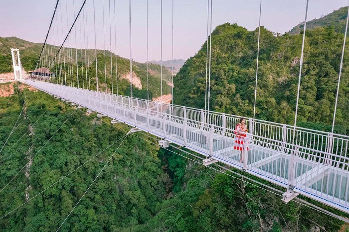 Cầu Kính Đại Hiệp - Điểm đến hấp dẫn