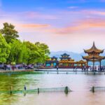 Tây Hồ Hàng Châu, một di sản thế giới được UNESCO công nhận.