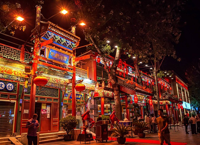 Phố Quỷ Guijie nhộn nhịp về đêm